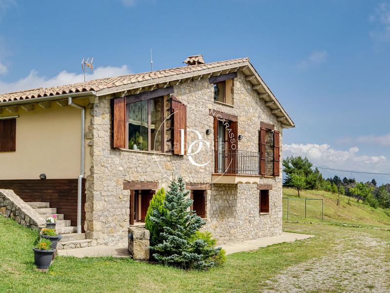 Foto 84656ff4-fbd2-4088-bac2-997ee3230d66. Casa  de 437 m2 con vistas en venta en Vallcebre