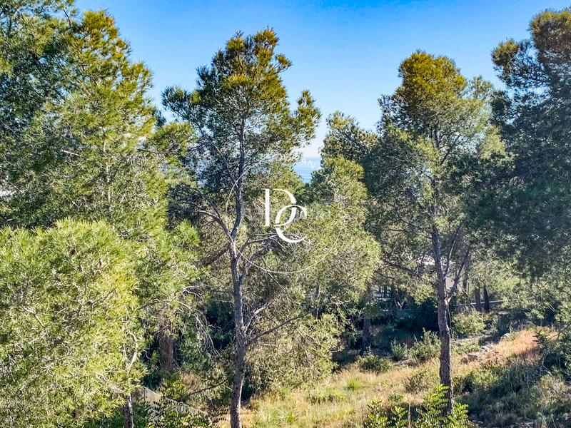 Foto 1cc1e3ed-4b77-43aa-8aee-3f8fe00e6aa0. Terreno residencial parcela de 1201 m2 en venta en can girona, en Sitges