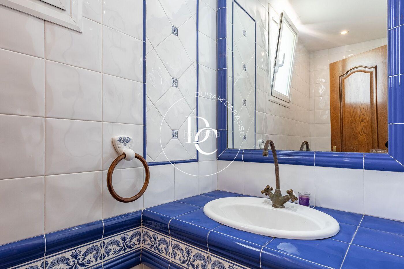 Casa de lujo de 315 m2 con piscina en venta en Vallpineda, Sitge Sitges