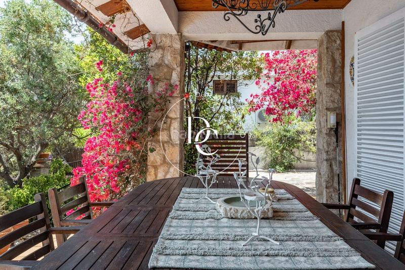 Foto 886fff17-5698-42b6-b4f7-b109da2f809e. Casa  de lujo de 315 m2 con piscina en venta en vallpineda, en Sitges