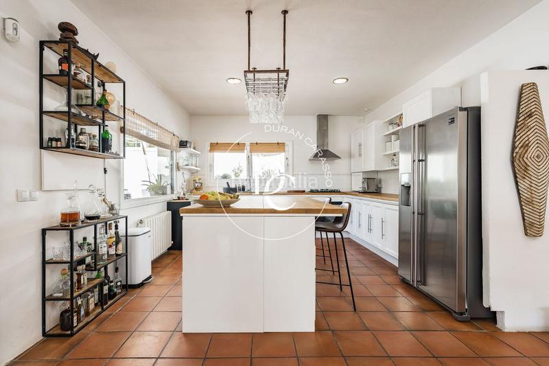 Foto a1d1ebb0-d0ee-415e-a237-e9337b736604. Alquiler casa  de lujo de 306 m2 con piscina y vistas en alquiler en can suria, en Olivella