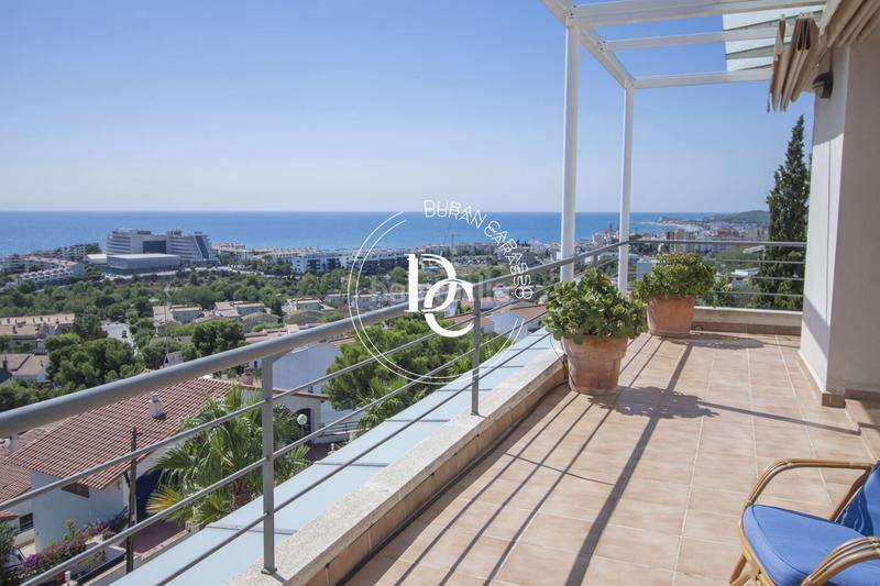 Foto 7da26a3c-8c3e-465a-b15d-b261a9ebfe99. Casa con riscaldamento parcheggio piscina in Levantina - Montgavina - Quintmar Sitges