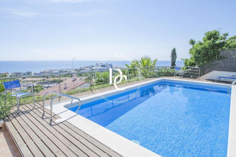Foto fad4a948-9797-4310-8a41-0abdf4ddd5e7. Casa con riscaldamento parcheggio piscina in Levantina - Montgavina - Quintmar Sitges