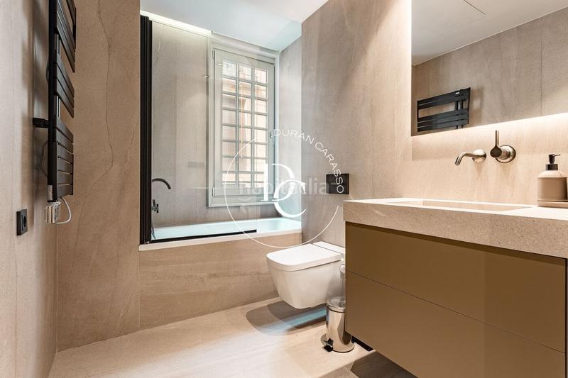 Foto 2468fa44-870e-4e84-b8ea-fcf4ad2887cb. Piso  de 88 m2 en venta en born, en St. Pere - Sta. Caterina - El Born Barcelona