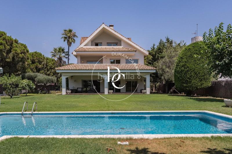 Foto 6806c860-4a01-43eb-8895-da15517efdef. Lloguer casa amb calefacció aparcament piscina a Sitges