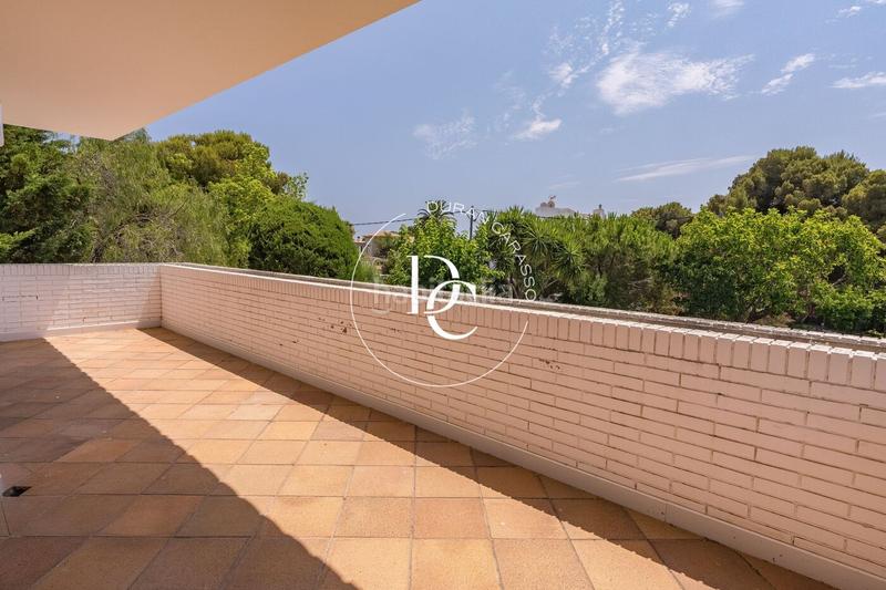 Foto ccb52e50-8b0e-4efb-ba4c-079dd46b9337. Lloguer casa amb calefacció aparcament piscina a Sitges