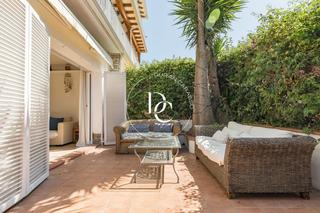 House  Avinguda mare de déu de montserrat. Casa de 113 m2 en venta en sitges