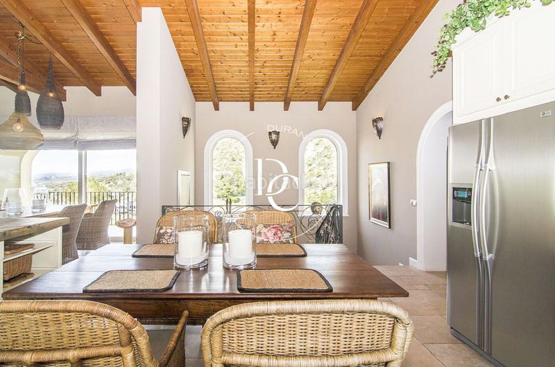 Foto 4c21a1c1-8d0b-4766-9090-1c20ec29bd36. Haus mit parking pool in Levantina - Montgavina - Quintmar Sitges