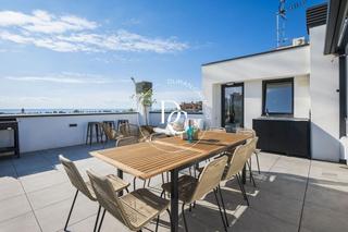 Zweistöckige Wohnung  Carrer pintor pere pruna. Duplex de 125 m2 con terraza en venta en sitges