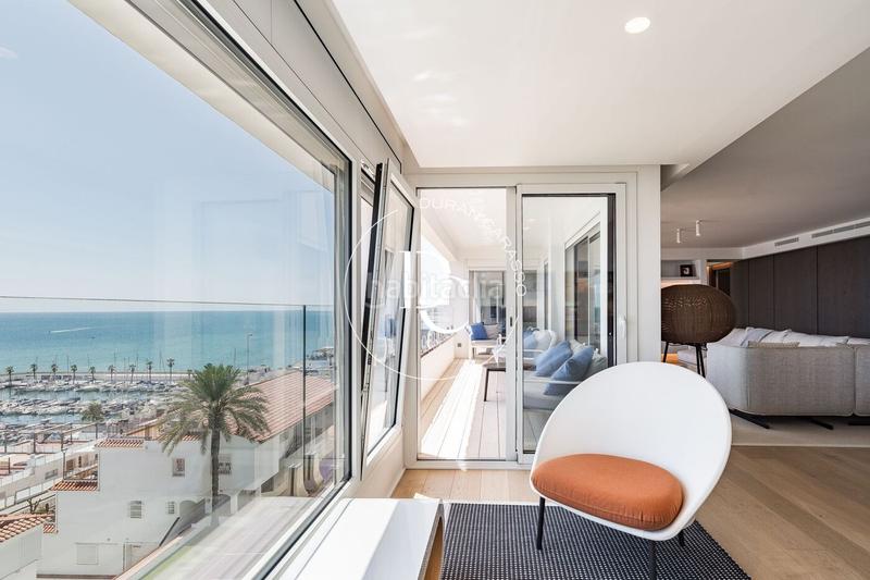 Foto acc08d5b-ce51-4997-829a-7791cf620342. Attico con riscaldamento in Aiguadolç - Sant Sebastià Sitges