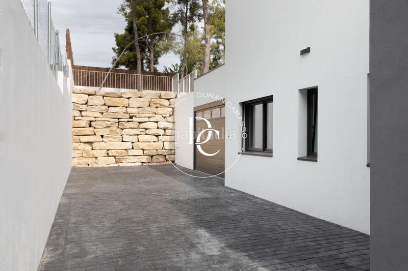 Foto 69bfb649-df45-4da8-9c6a-f3f4b3189e54. Casa  de lujo de 308 m2 con piscina y vistas en venta en Mas Alba can lloses, en Sant Pere de Ribes