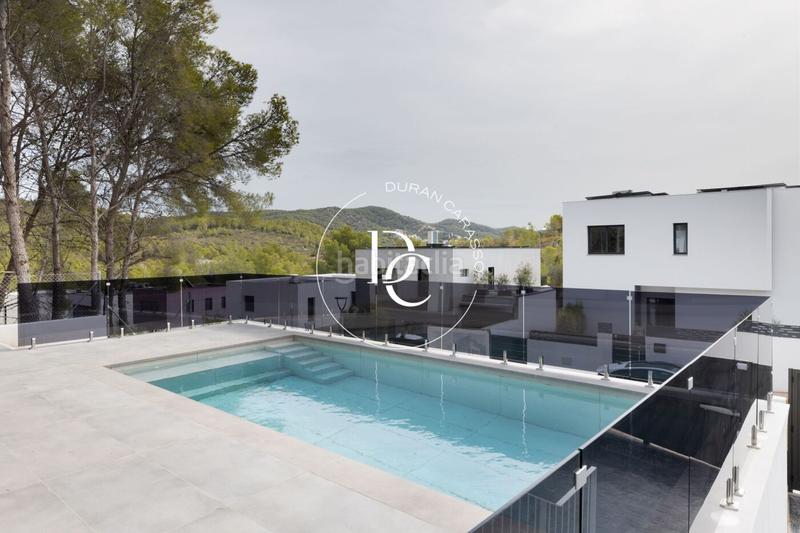 Foto 963a6124-ecb6-47f7-afbb-774a70d4e023. Casa  de lujo de 308 m2 con piscina y vistas en venta en Mas Alba can lloses, en Sant Pere de Ribes