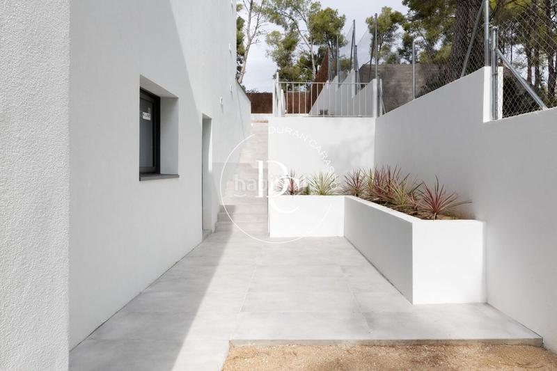 Foto d074dcd0-9a2e-47f4-adeb-e13f2fe6ce4d. Casa  de lujo de 308 m2 con piscina y vistas en venta en Mas Alba can lloses, en Sant Pere de Ribes