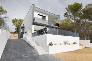 Haus  Carrer riera de ribes. Casa de lujo de 308 m2 con piscina y vistas en venta en mas alba