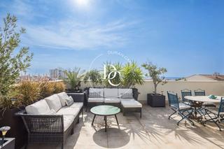 Zweistöckige Wohnung  Carrer salvador soler forment. Duplex de 150 m2 con piscina, vistas y terraza en venta en la pl