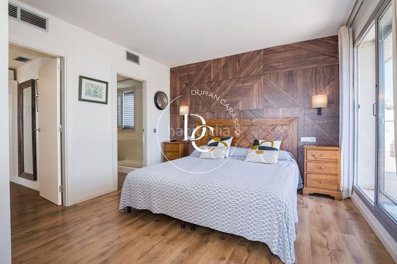 Foto 480e46db-4da9-4c96-9edd-293595b06255. Dúplex amb calefacció piscina a La Plana Sitges