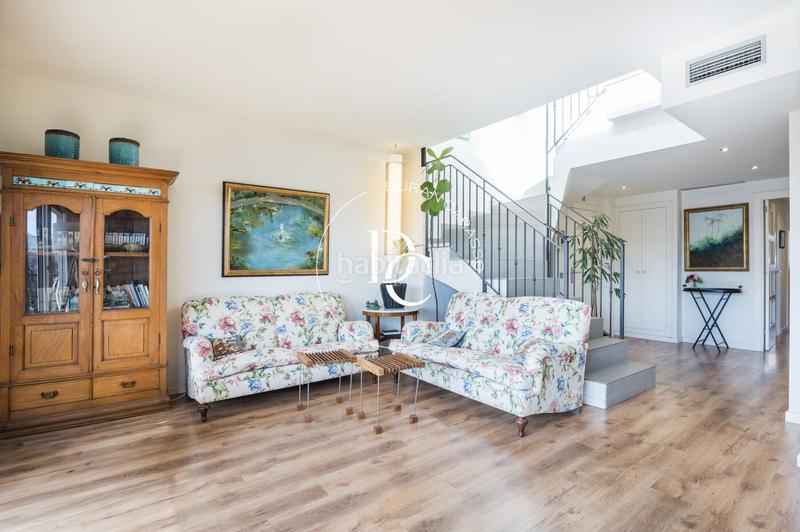 Foto dca5b164-63db-45c6-9bec-23405387693f. Dúplex amb calefacció piscina a La Plana Sitges