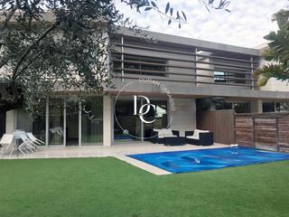 Lloguer Casa  Avinguda navarra. Casa de lujo de 202 m2 con vistas en alquiler en terramar, sitge