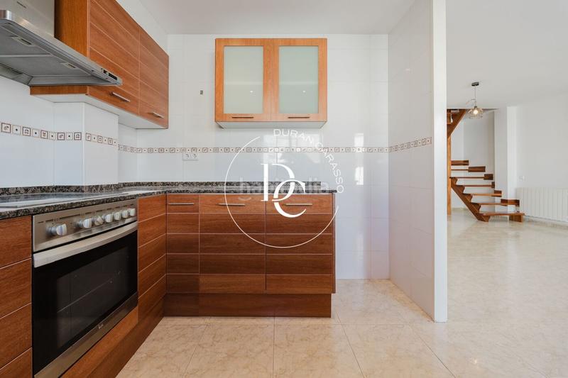 Foto 74132aed-2bf5-4d21-b821-d7bc727f9f36. Rent penthouse with heating in Vallpineda-Santa Bàrbara Sitges