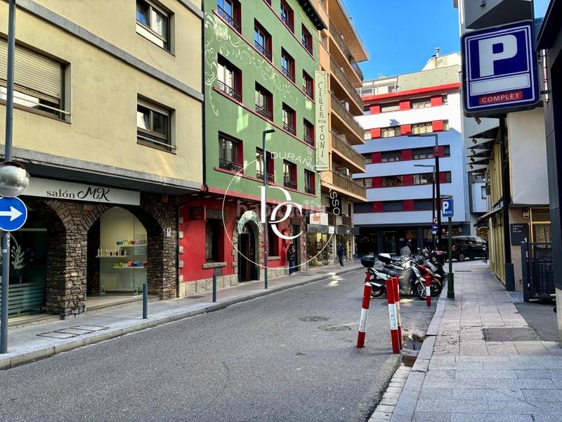 Foto b18a3ccf-3337-4b3c-908d-3f18f7618812. Rent flat with heating in Centro Andorra la Vella