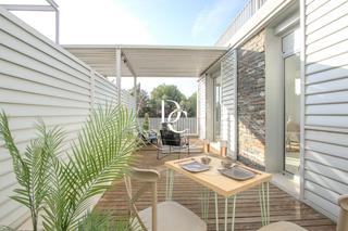 Pis  Carrer blaumar. Obra nueva con piscina y vistas en venta en sant pere de ribes