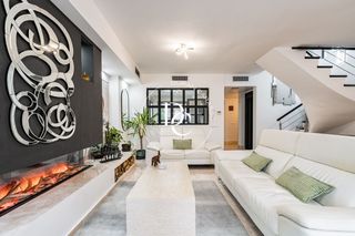 Maison  Carrer de la vila d'andorra de terol. Casa de lujo de 309 m2 en venta en els atmetllers, sitges