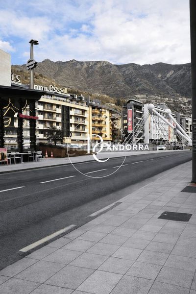 Foto 53292387-44ec-4f54-b971-df9dd06724ac. Rent flat with heating in Centro Andorra la Vella