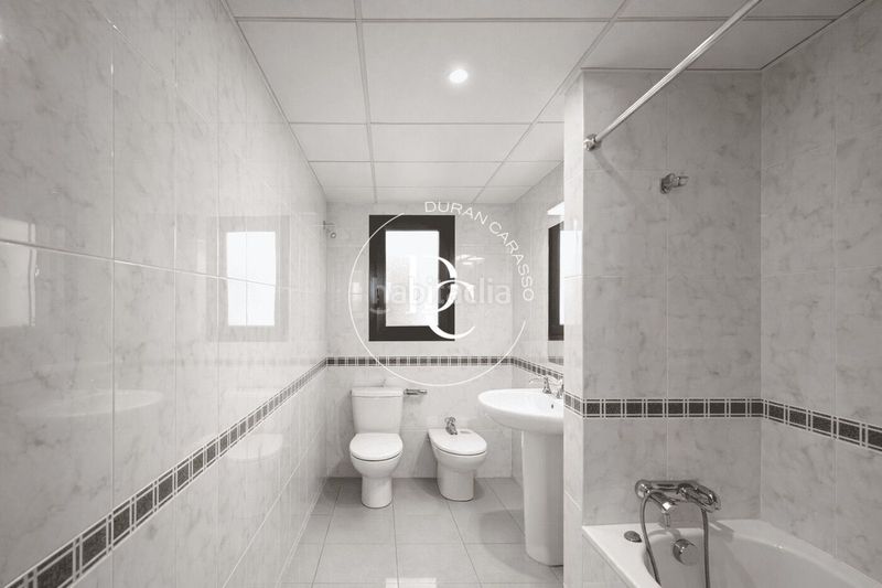 Foto a9085960-36a4-4d17-8146-ef0e7da1a81f. Rent flat with heating in Centro Andorra la Vella