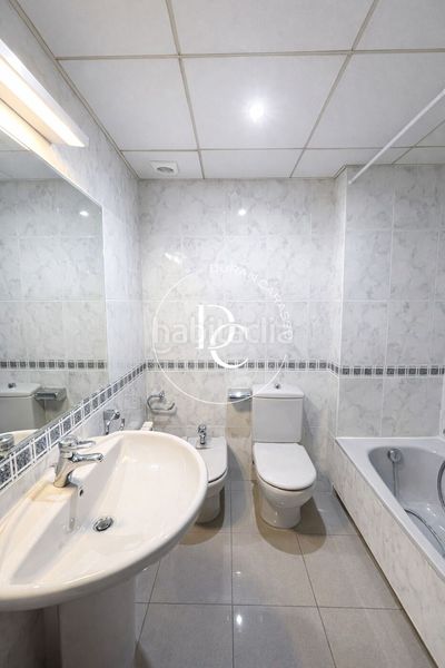 Foto d86600fa-c1aa-402d-9c4a-2c23155d50d6. Rent flat with heating in Centro Andorra la Vella