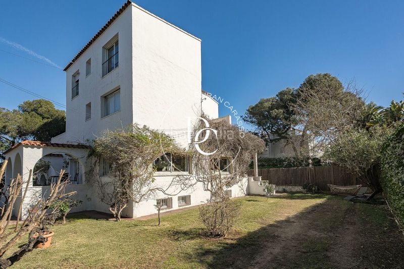 Foto 8758eafd-3f90-4798-8f43-d8d20dd995b8. Location maison avec chauffage parking dans Can Girona - Terramar - Vinyet Sitges