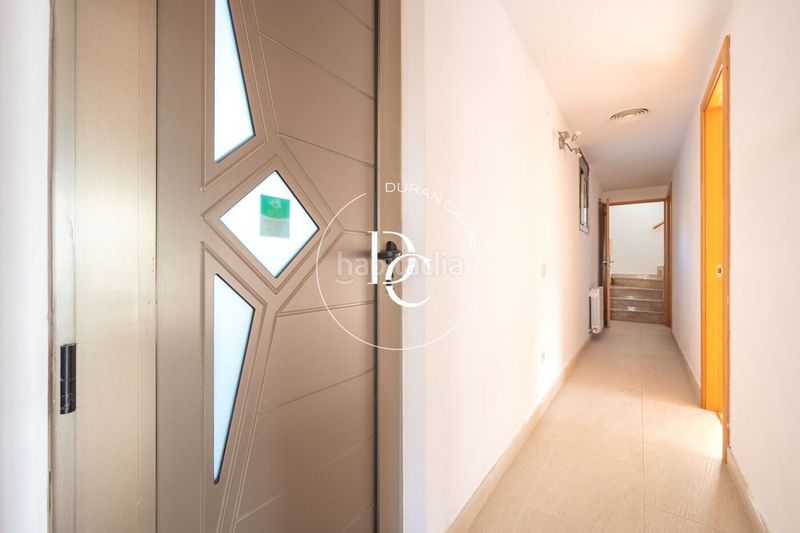 Foto a27c2a13-ebcb-4fd0-837d-fccac610e52b. Lloguer casa amb calefacció aparcament piscina a Sitges