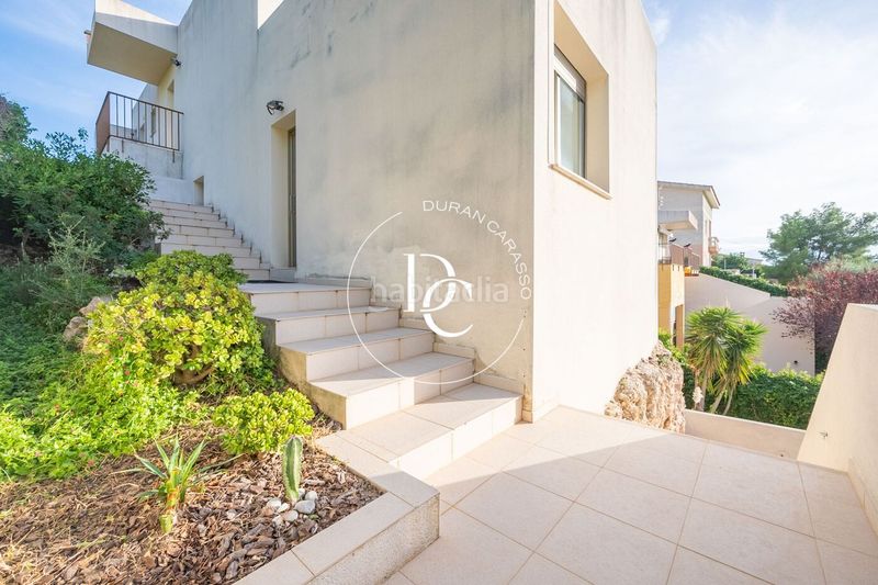 Foto f804dced-5afb-4293-ac79-7ae4ba04e0be. Lloguer casa amb calefacció aparcament piscina a Sitges