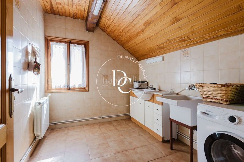Foto 17049cb2-f72b-420f-8e11-e2051fceea49. Maison avec chauffage parking dans Llívia
