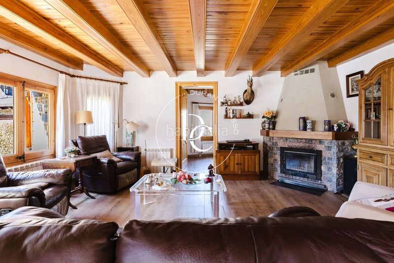 Foto ed608fb4-4f87-491a-9f69-93e289220943. Maison avec chauffage parking dans Llívia