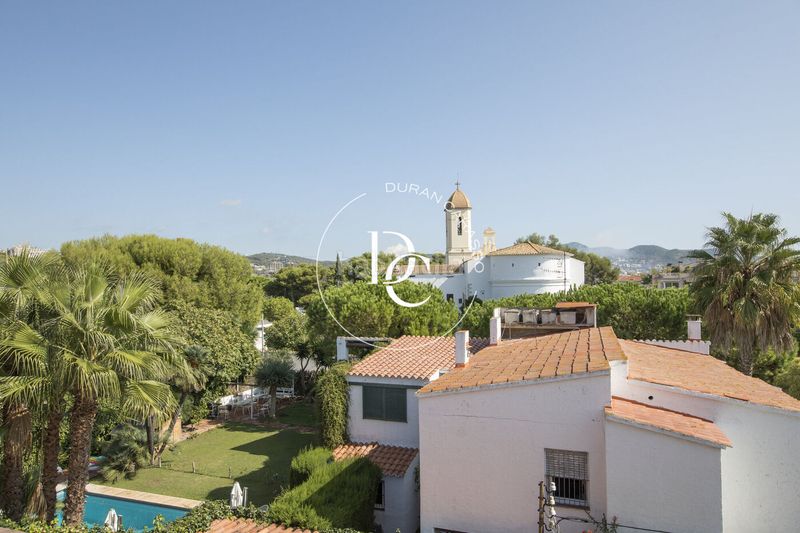 Foto 342f50e1-b448-47a3-8c75-e49e5e8ce1fb. Location maison avec chauffage parking piscine dans Sitges