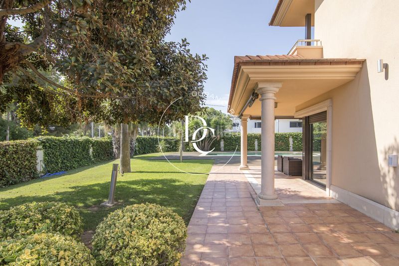 Foto 53bde48e-04ec-4d44-b02c-7622f25c65ef. Location maison avec chauffage parking piscine dans Sitges