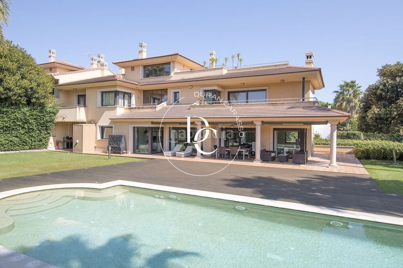 Foto 8173904b-6bbe-444c-9220-28dde094fdb5. Location maison avec chauffage parking piscine dans Sitges