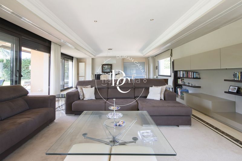 Foto 975347ff-eced-40a0-b25f-284609a5eb7f. Location maison avec chauffage parking piscine dans Sitges