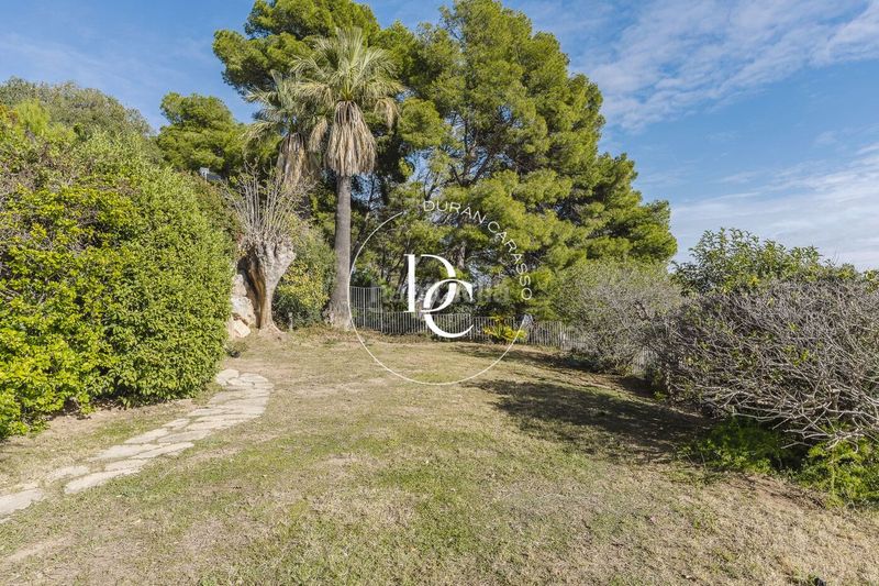 Foto 0f03f99e-64c2-4380-96fd-1de513c94ffc. Casa amb calefacció aparcament piscina a Bellamar Castelldefels