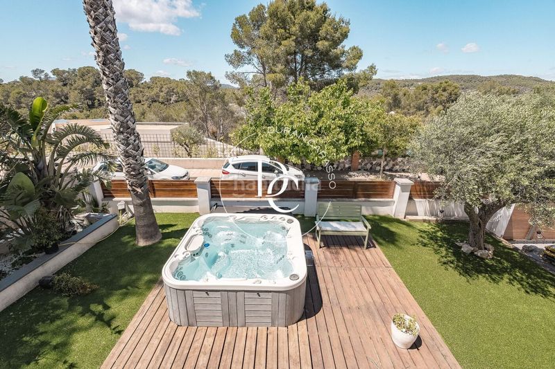 Foto 76eb2c72-61ed-4cd1-9c73-d9c5f6880a74. Casa amb calefacció aparcament piscina a Mas Alba Sant Pere de Ribes