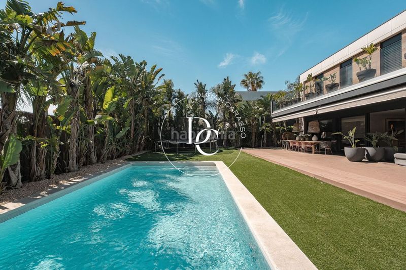 Foto 10cf1884-c69f-4f51-bfd0-83f8b1f2abda. Location maison avec chauffage parking piscine dans Sitges