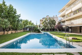Pis  Passeig del doctor gaietà benaprés. Piso de 80 m2 con terraza en venta en vinyet, sitges