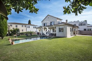 Lloguer Casa  Carrer soler i cartró. Casa de lujo de 259 m2 con piscina y vistas en alquiler en sitge
