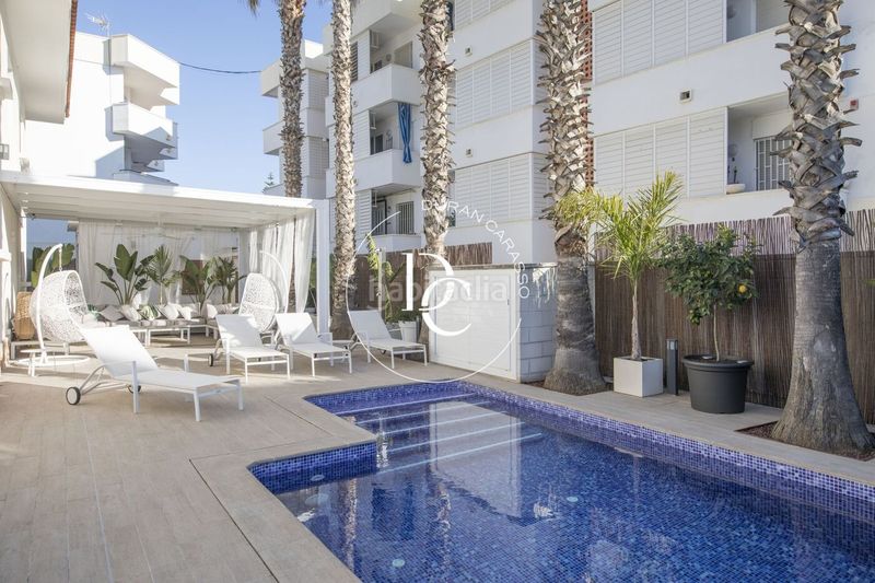 Foto 5db3d8e6-9d92-468d-b93d-76fe554b5bd7. Lloguer casa amb calefacció aparcament piscina a Sitges