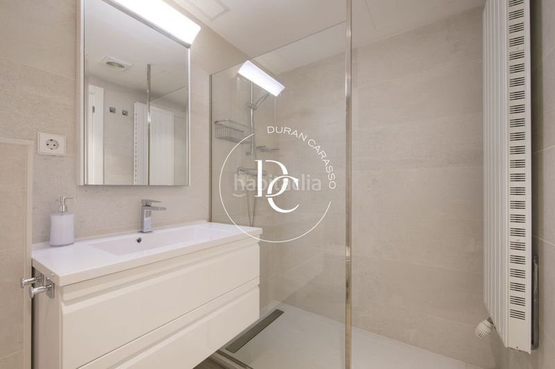 Foto b8e178bd-da81-4ed6-95df-665719b72913. Lloguer casa amb calefacció aparcament piscina a Sitges