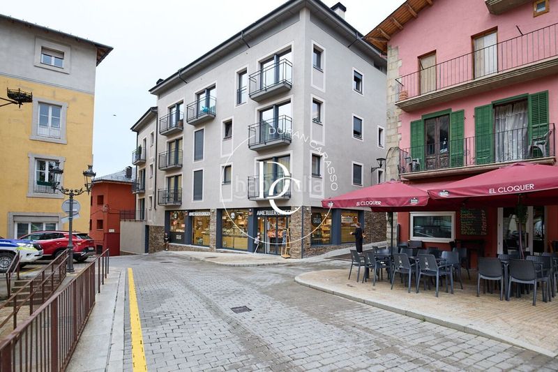 Foto c40c35b6-bf21-4abd-a4a9-dacc541c462c. Pis amb calefacció aparcament a Puigcerdà