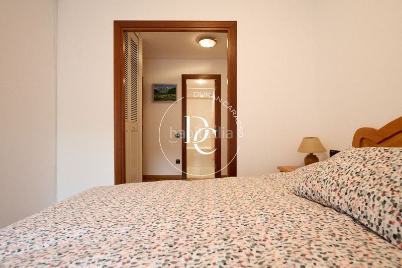 Foto 44f6e5b2-0d28-4984-bd15-28767eba9215. Pis amb calefacció aparcament a Puigcerdà