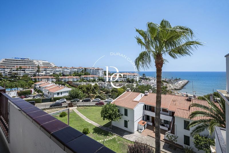Foto 6b651dd3-49c7-4c30-a33c-14543d77a2b5. Dúplex amb calefacció aparcament piscina a Aiguadolç - Sant Sebastià Sitges
