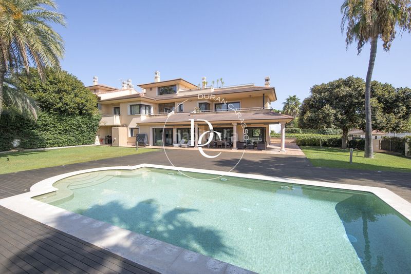 Foto a892fc94-4160-4911-ab0f-c3b9c488055a. Lloguer casa amb calefacció aparcament piscina a Sitges
