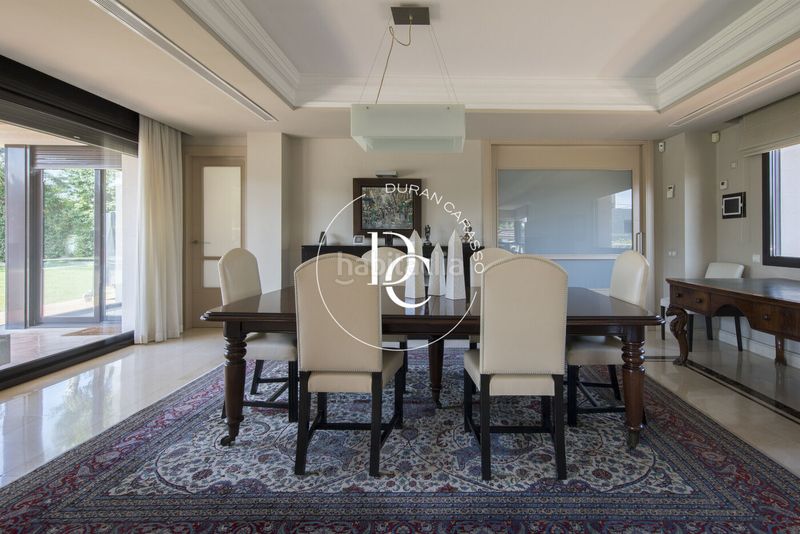 Foto cfd778c3-47b7-4000-a4dc-f8132b7f10e2. Location maison avec chauffage parking piscine dans Sitges